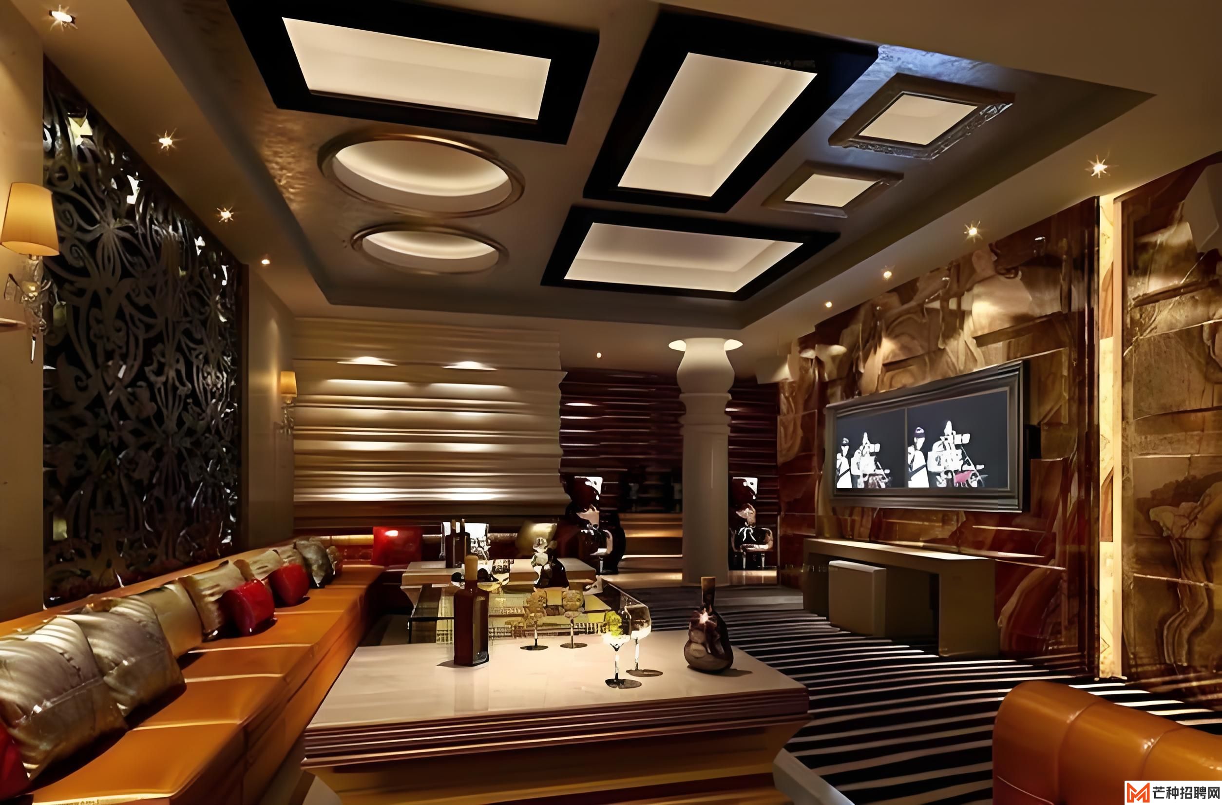 节假日夜场消费攻略：避免排队与价格波动