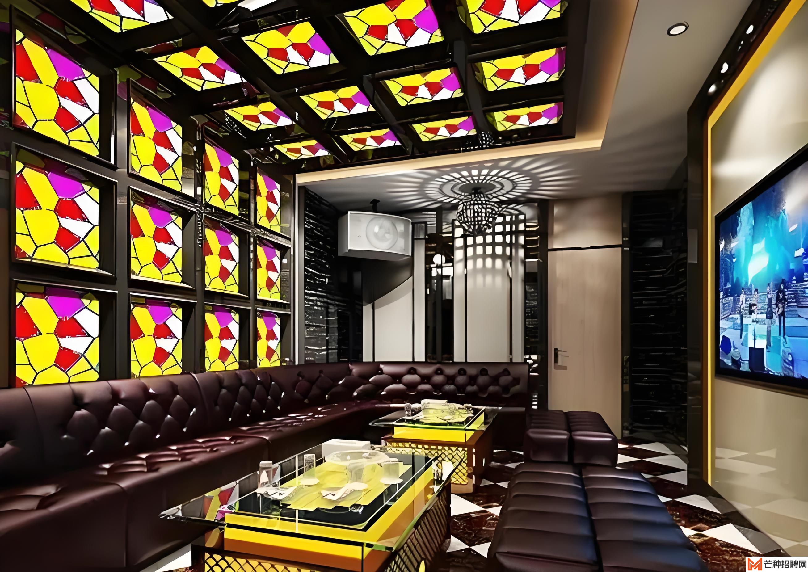 武汉青年路酒吧街招聘高薪女吧台调酒师：一起玩转夜生活！