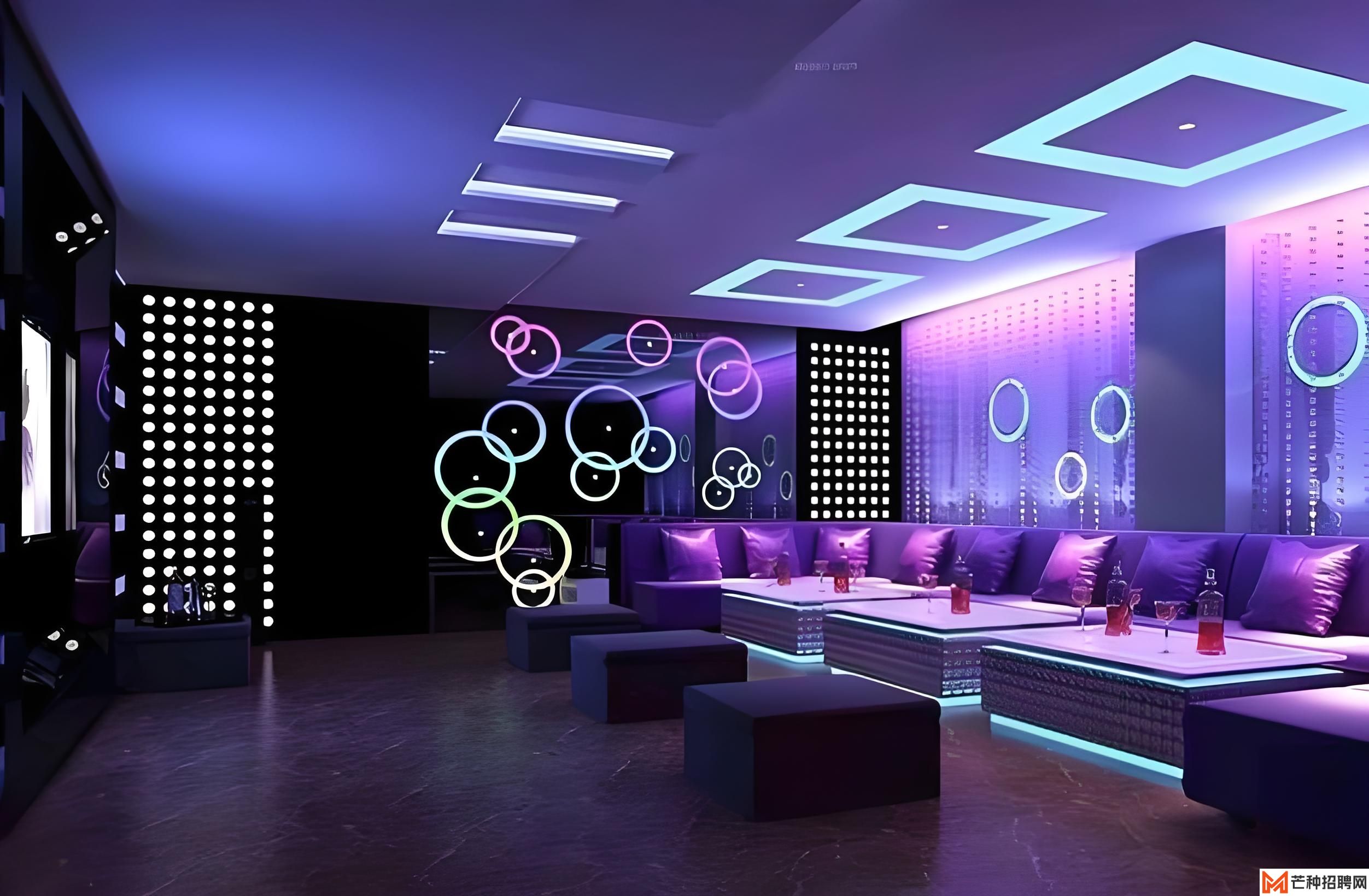 汉口黎黄陂路街头博物馆旁的复古酒吧：时光中的新潮探险